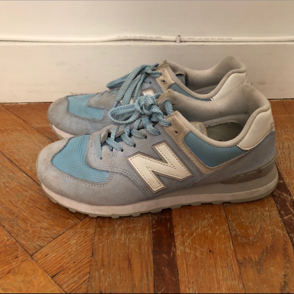 New Balance Blue Sneaker